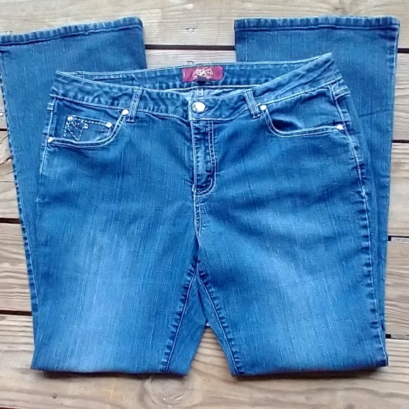 One 5 One Embellished Blue Jeans - Picture 2 of 6